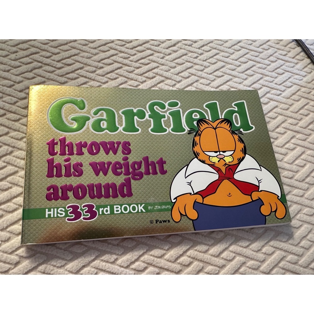 Garfield Throws His Weight Around Book 33 SIGNED Jim Davis VTG Excellent